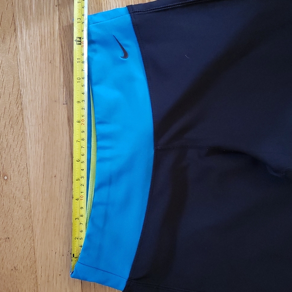 Nike Dri-Fit Black with Blue Trim Capri Athletic Pants Women's Size Small - Picture 7 of 12
